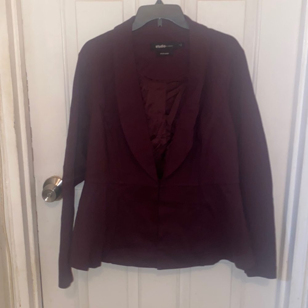 EUC Torrid Studio Peplum Blazer